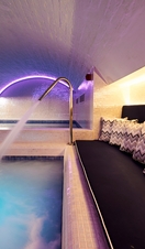 An indoor spa pool at Bristol Harbour Hotel & Spa