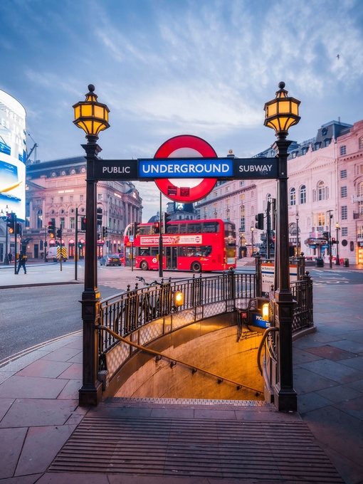 Picadilly Circus underground station