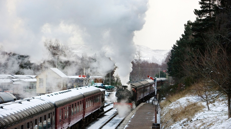 IMG_9003_100402-the-strathspey-steam-railway.jpg